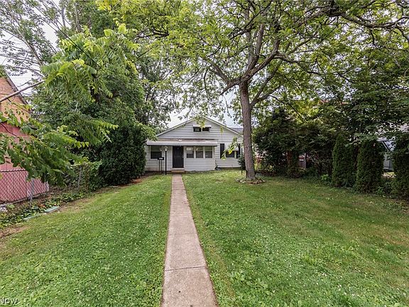 4th image of 4313 W 52nd St