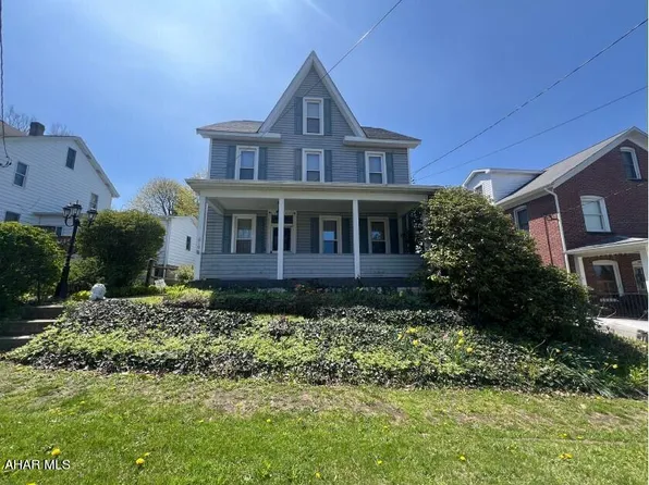 610 Keystone Ave, Cresson, PA 16630