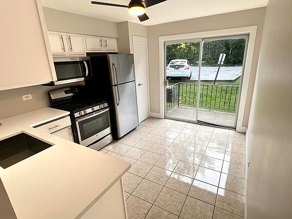 5th image of 1013 E 194th St #101