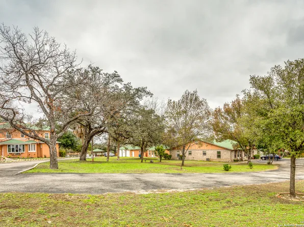 5118 LOMA LINDA DR, San Antonio, TX 78201