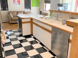 61 6th St #61, Cambridge, MA 02141