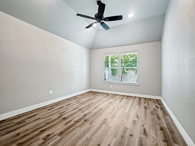 122 Elm Ln — Photo 15