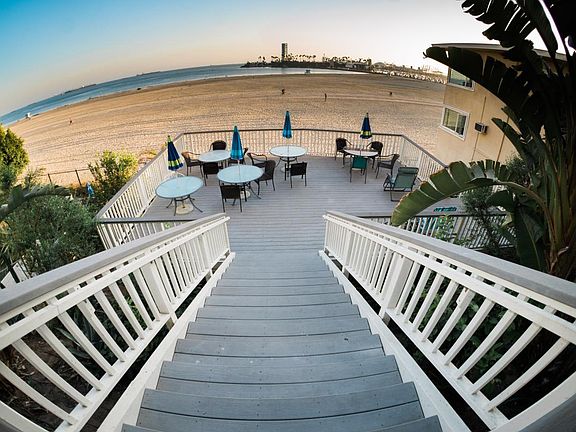 3rd image of 1078 E Ocean Blvd APT 5