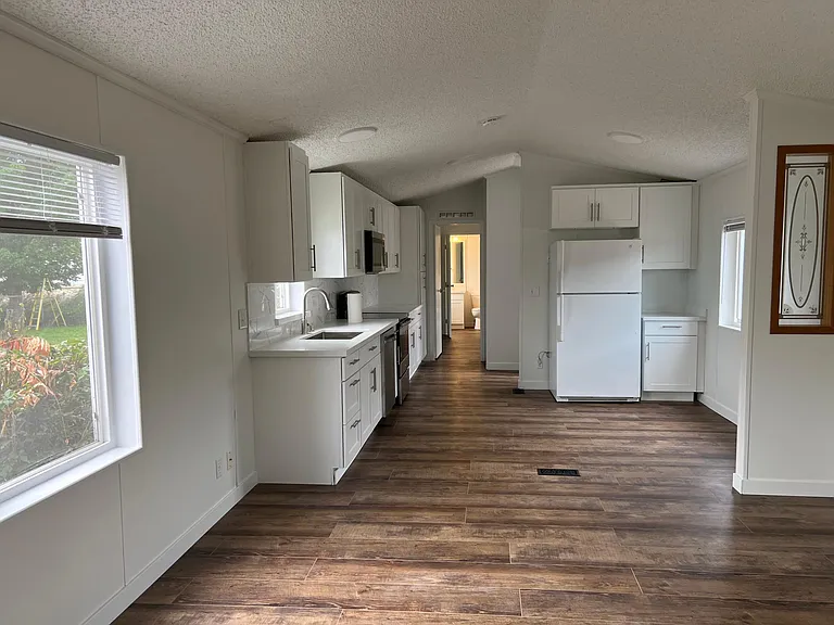 17168 Dike Rd — Photo 5