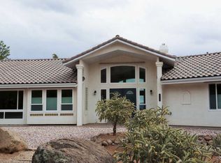 2040 Silver Reef Dr, Leeds, UT 84746