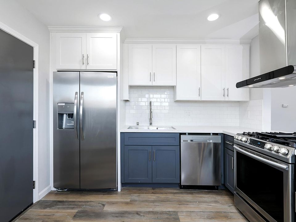 1st image of 2964 J St