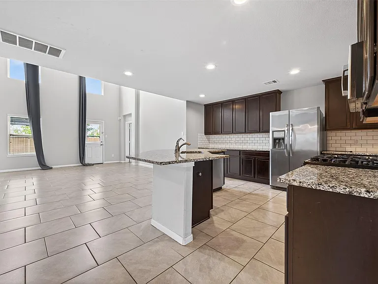 18419 Morningside Downs Way — Photo 11