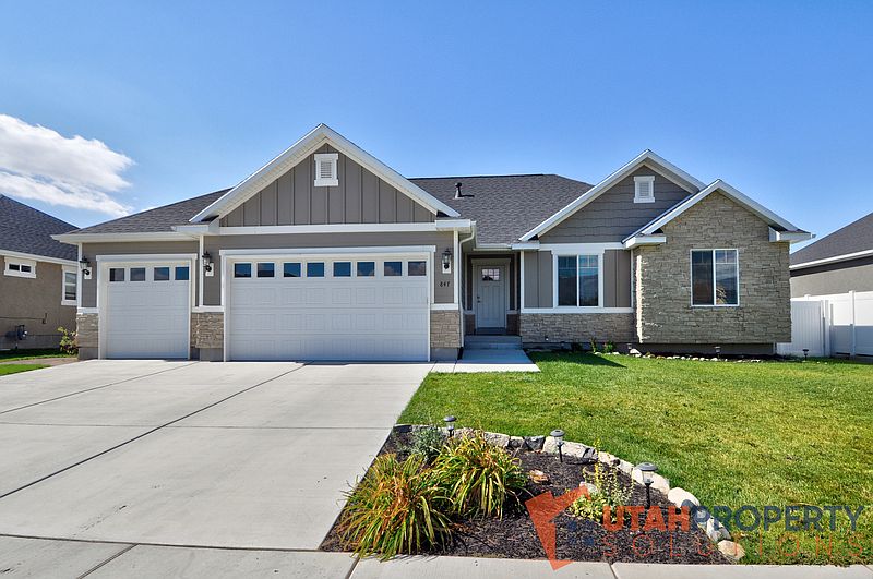 1st image of 847 N Valdean Ln