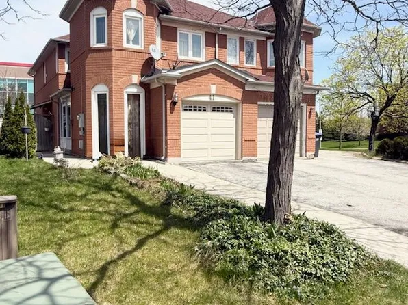 41 Field Sparrow Rd, Brampton, ON L6R 1Y2