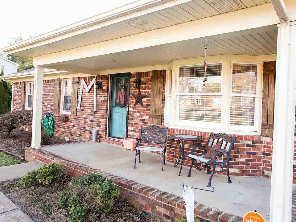 1st image of 701 Dunbarton Ave