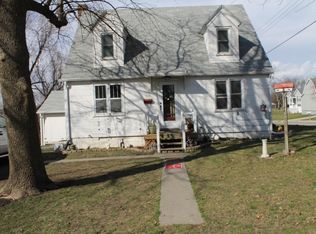 325 E 14th St, Maryville, MO 64468