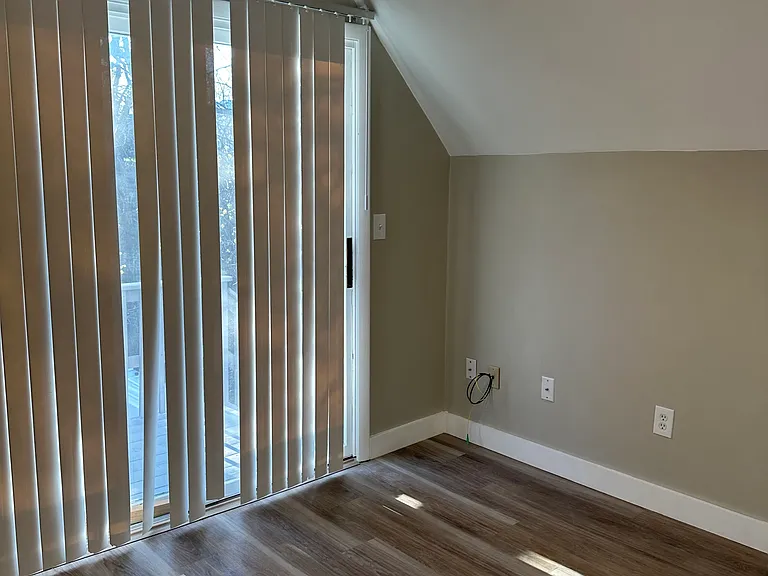 17 Central St #6 — Photo 6