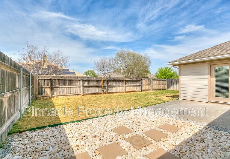 5918 Southampton Pl — Photo 28