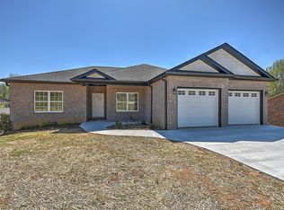 416 Kilkenny Rd, Kingsport, TN 37664