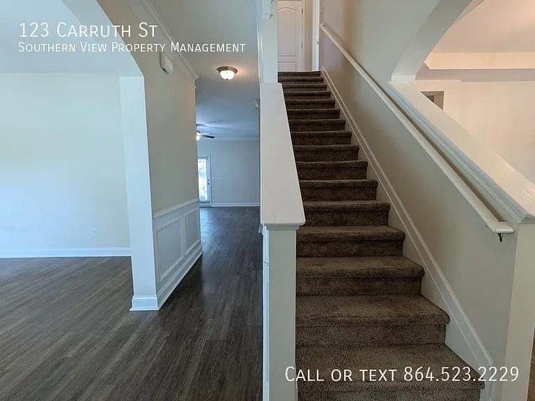 123 Carruth St — Photo 3