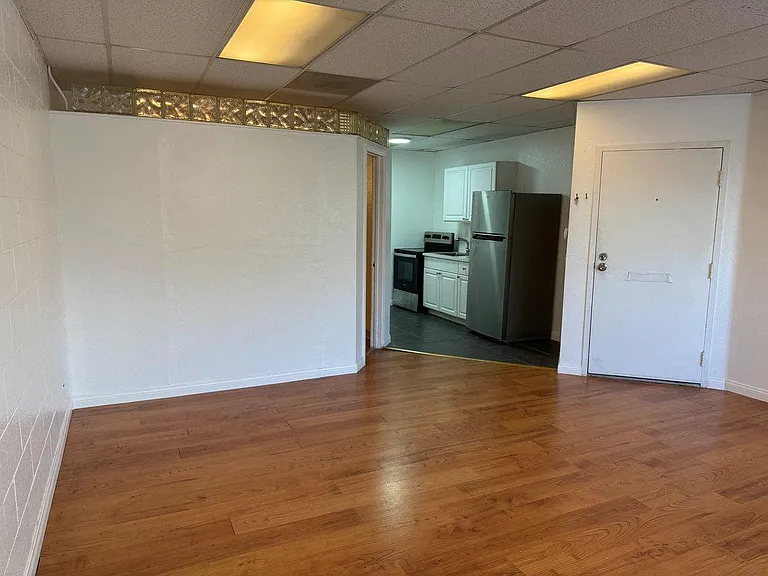 4230 Voltaire St #3 — Photo 9