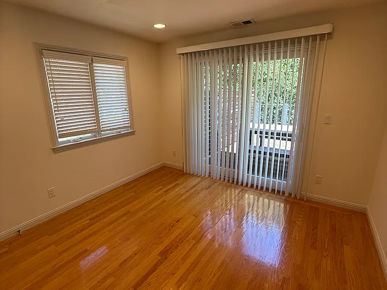 4028 Reinhardt Dr — Photo 16