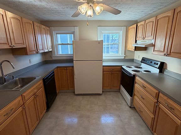3rd image of 1448 Robinwood Ave