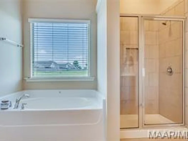 9319 Concord Park Dr — Photo 24