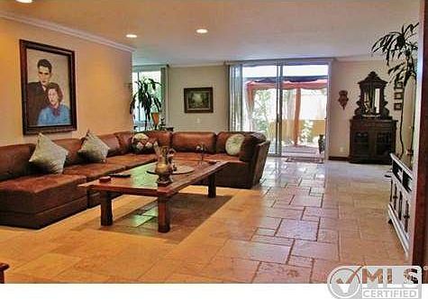 3rd image of 5301 Balboa Blvd Unit B3
