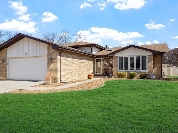 17107 Inverness Dr, Tinley Park, IL 60487