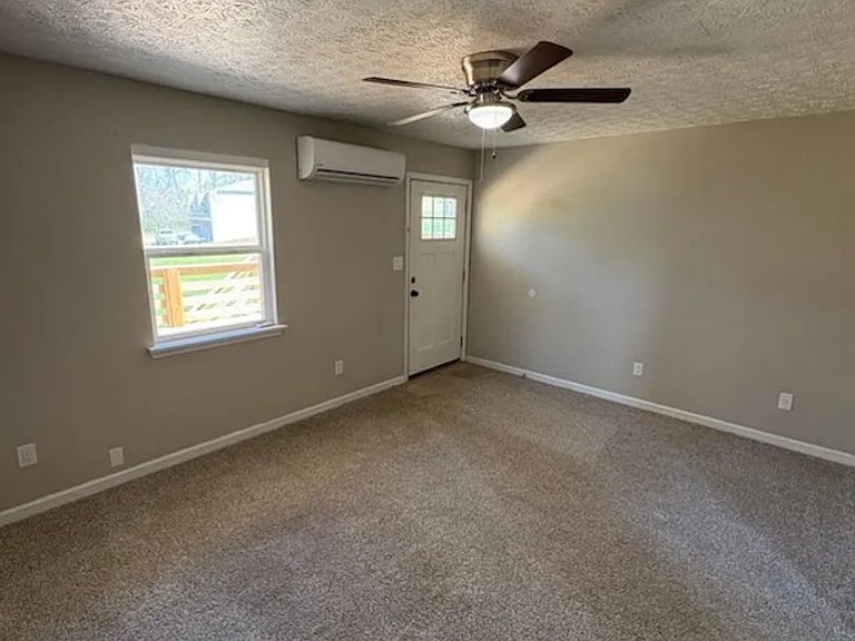 3241 Enka Hwy — Photo 3