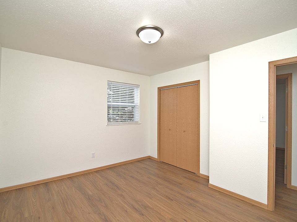 218 West Atchison Street 2C 218 W Atchison St Jefferson City MO