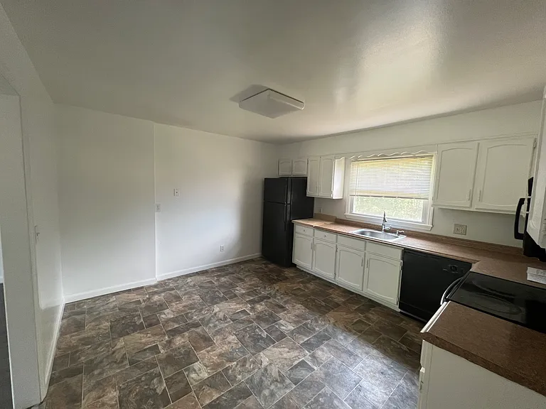 Greenoaks Apartments — Photo 7