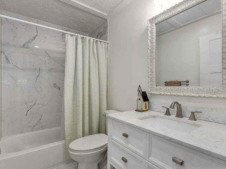 4094 S Eaton Ave — Photo 24