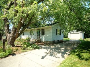 343 Seneca Pl, Seneca, IL 61360