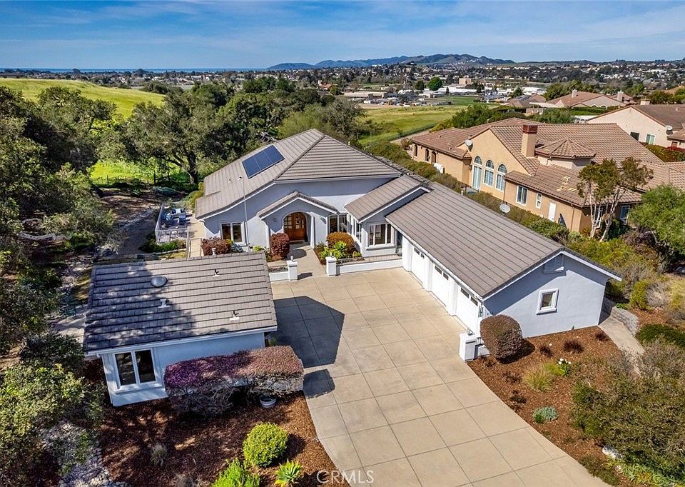 1st image of 632 S Via Belmonte Ct