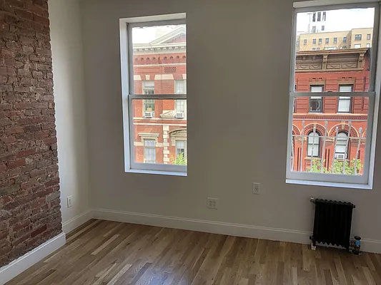 Rented by Waverly Realty Associates | media 2