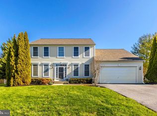 305 Longbow Rd, Mount Airy, MD 21771