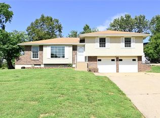 520 Thomas Dr, Platte City, MO 64079