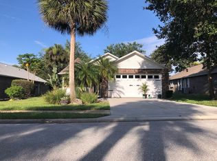 32 Old Macon Dr, Ormond Beach, FL 32174