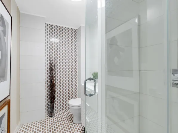 45 West 67th Street 9H image 12 of 13