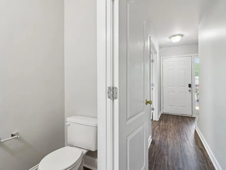 7712 Autry Cir #204 — Photo 20