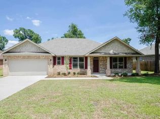 6355 Cattle Dr, Pensacola, FL 32526