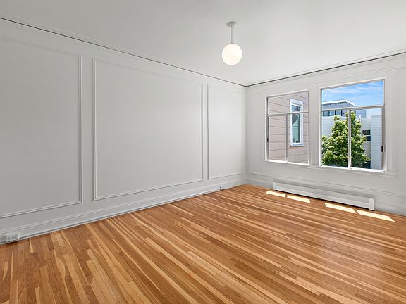 4th image of 3260 Gough St #205