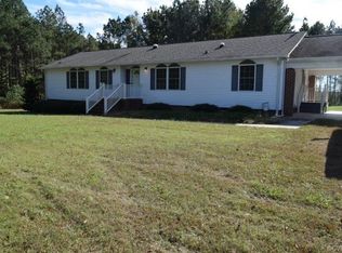 2892 Great Oak Rd, Warfield, VA 23889