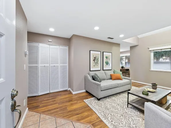 6224 Oak Valley Ln, Citrus Heights, CA 95621