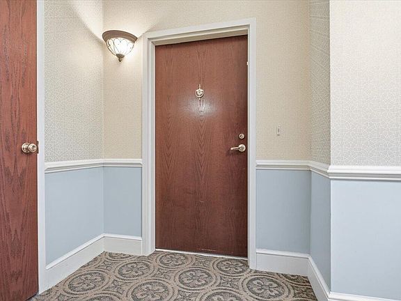 3rd image of 3025 McVitty Forest Dr APT 101