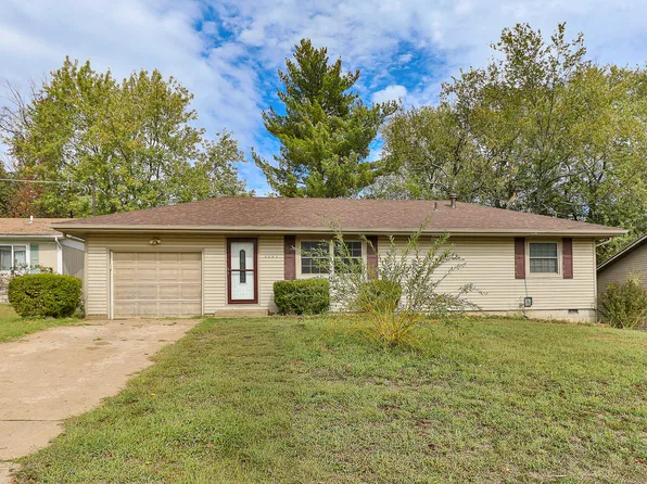 3231 W Water Street, Springfield, MO 65802