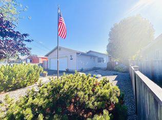 1035 Sanford St, Coos Bay, OR 97420