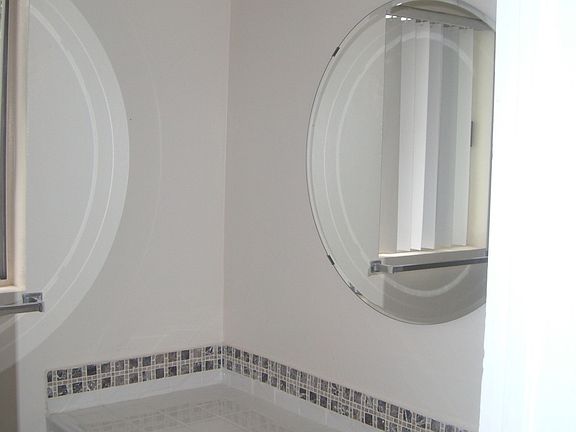 full bath upstairs