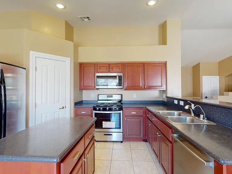 8961 Warm Glow Way — Photo 24