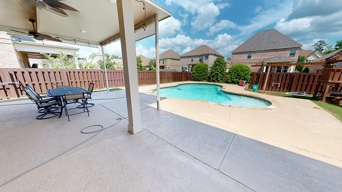 Building Photo - 415 Melison Dr
