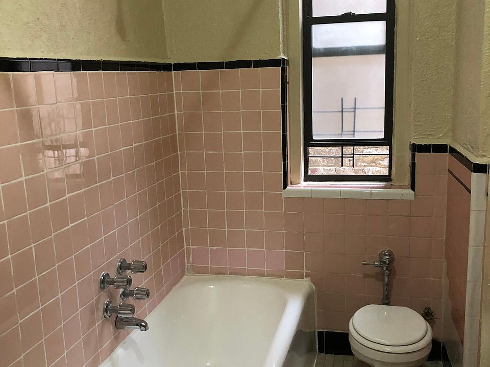 2nd image of 3175 Grand Concourse APT 5F