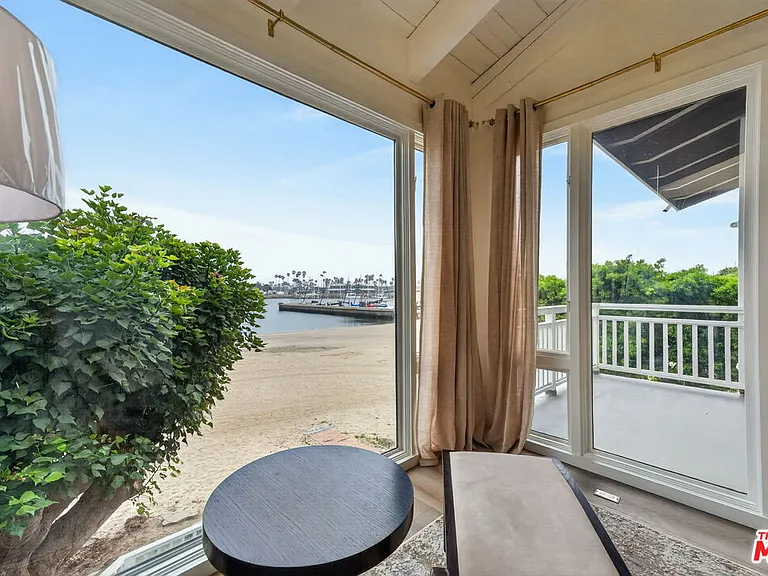 6819 E Ocean Blvd — Photo 31