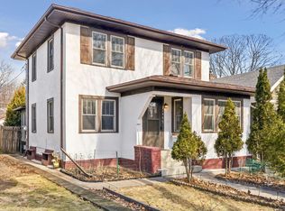 1447 Sargent Ave, Saint Paul, MN 55105